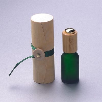 タケ子供の抵抗力がある点滴器のタケ箱が付いているガラス精油のびん