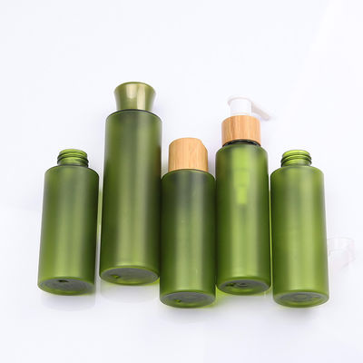 緑ペットびんによってEcoの友好的なskincareのタケ化粧品の包装